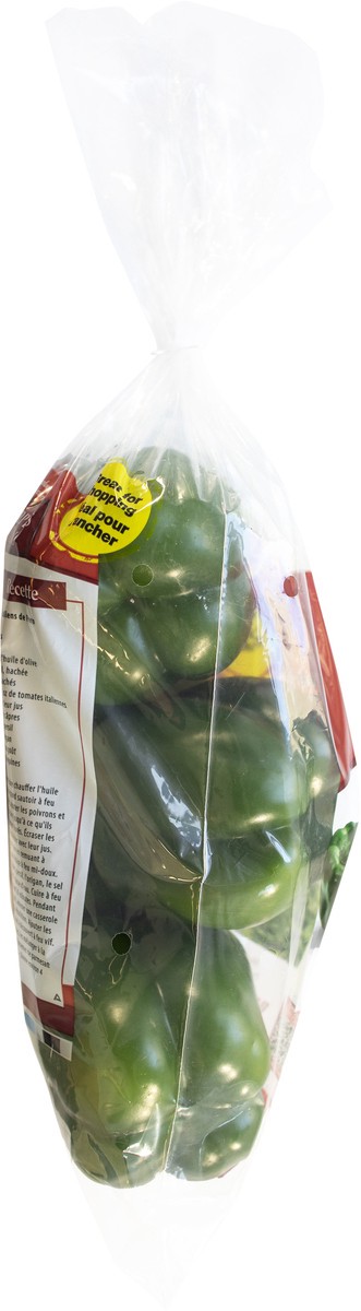 slide 7 of 11, Pero Family Farms Bell Peppers Value Pack, 907 g