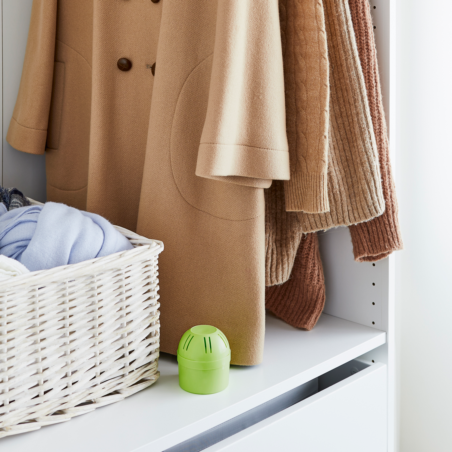 slide 2 of 5, Humydry 2 in 1 Green Apple Moisture Absorber & Air Freshener 2.6 oz, 2.6 oz