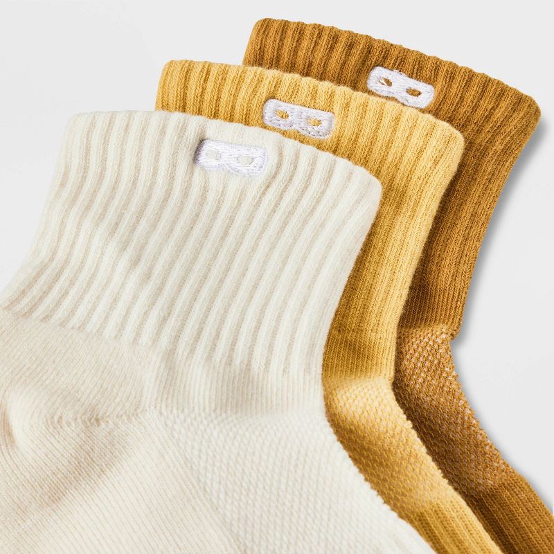 slide 3 of 3, Pair of Thieves Men's Neutral Ankle Socks - Mustard Yellow 6-12, 1 ct
