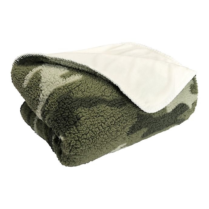 slide 1 of 2, Simply Essential Camo Sherpa Throw Blanket - Green, 1 ct