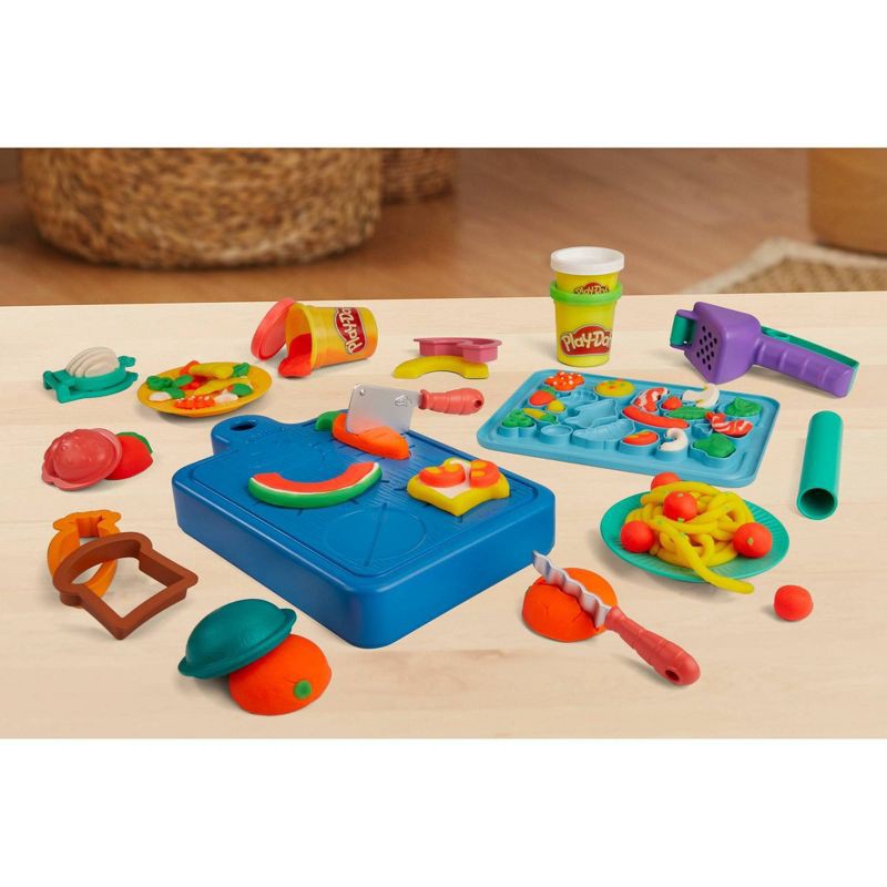 slide 5 of 8, Play-Doh Little Chefs Starter Set Multipack, 1 ct