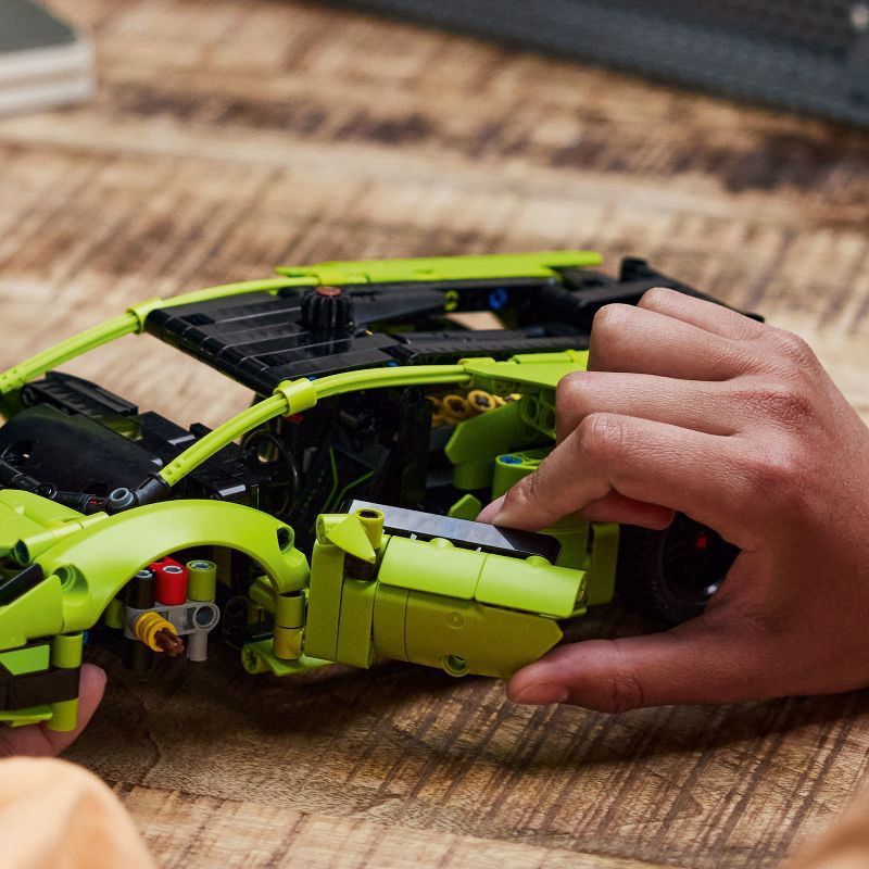 slide 5 of 6, LEGO Technic Lamborghini Huracán Tecnica Advanced Sports Car Building Kit 42161, 1 ct