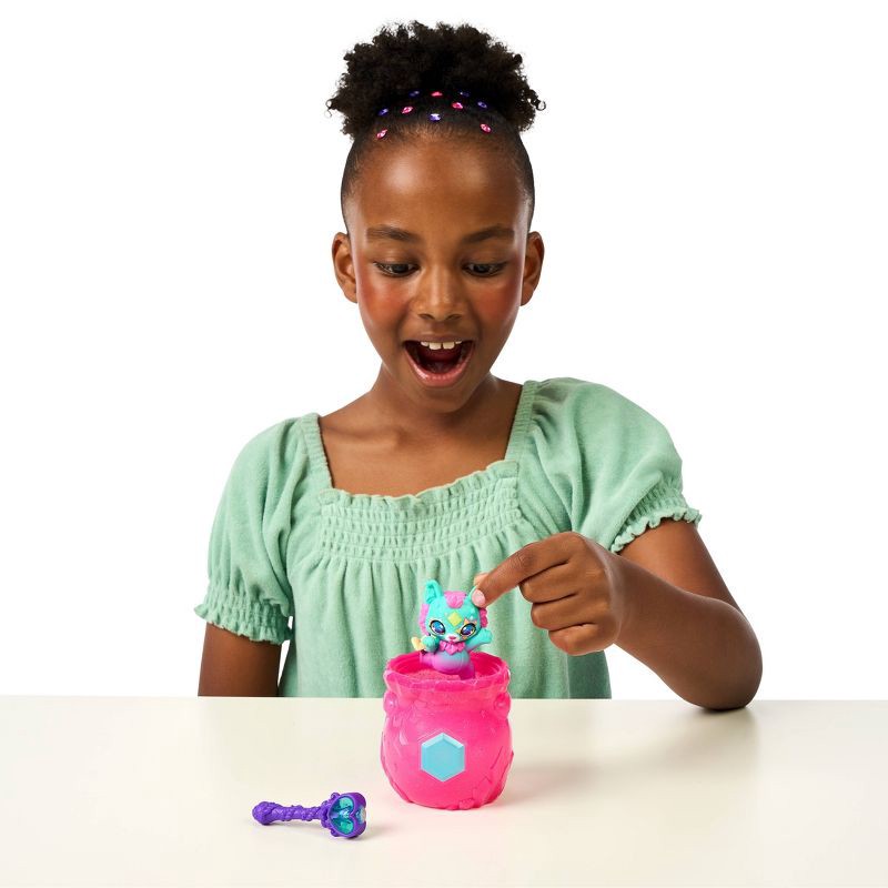 slide 14 of 18, Magic Mixies Mixlings Crystal Woods Collector's Cauldron, 1 ct