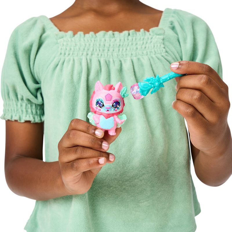 slide 6 of 18, Magic Mixies Mixlings Crystal Woods Collector's Cauldron, 1 ct