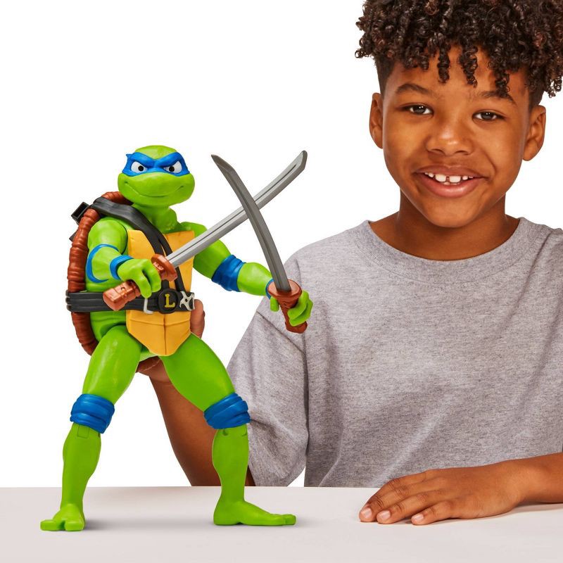 Teenage Mutant Ninja Turtles Leonardo Mutant Mayhem Action Figure