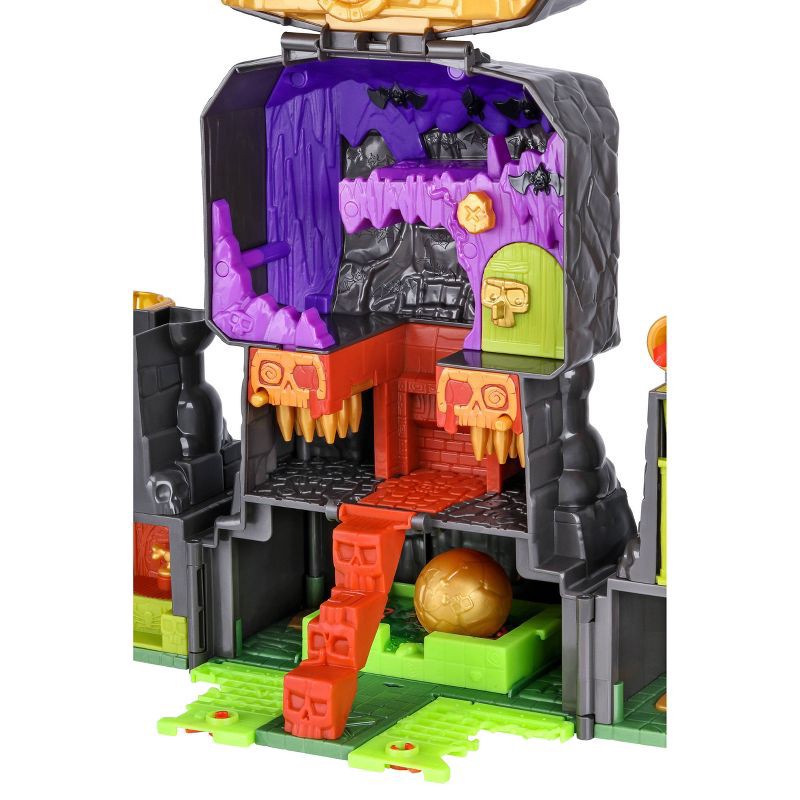 slide 7 of 17, Treasure X Lost Lands Skull Island Skull Temple Mega Playset, 1 ct