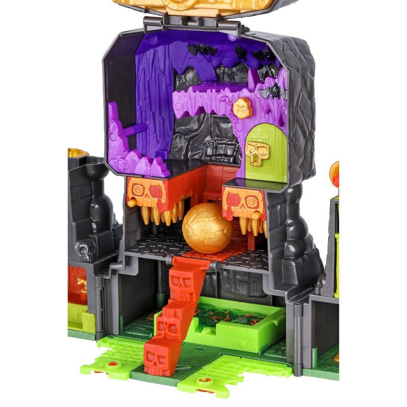 slide 3 of 17, Treasure X Lost Lands Skull Island Skull Temple Mega Playset, 1 ct