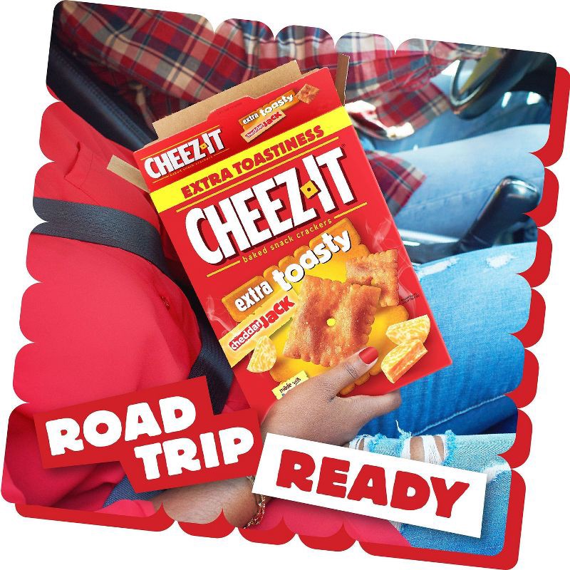 slide 5 of 11, Cheez-It Extra Toasty Cheddar Jack Baked Crackers - 12.4oz, 12.4 oz