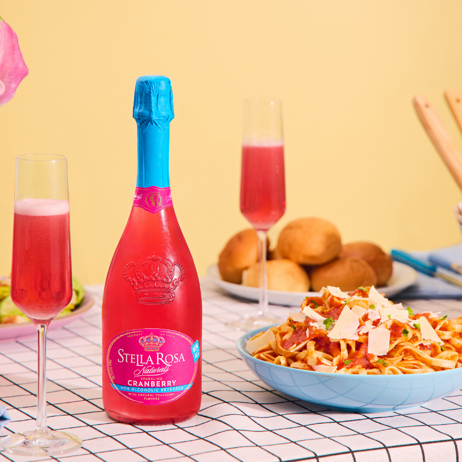 slide 3 of 8, Stella Rosa Naturals Sparkling Non-Alcoholic Italian Cranberry Wine, 750 ml