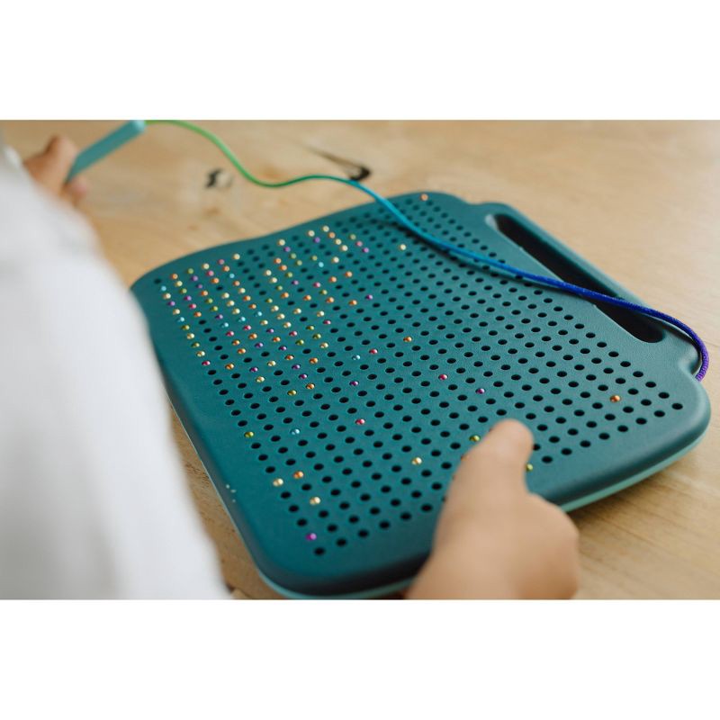 slide 6 of 7, Chuckle & Roar Magnetic Rainbow Draw – Magnetic Drawing Pad, 1 ct