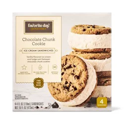 Chocolate Chunk Ice Cream Sandwiches - 16oz/4ct - Favorite Day™