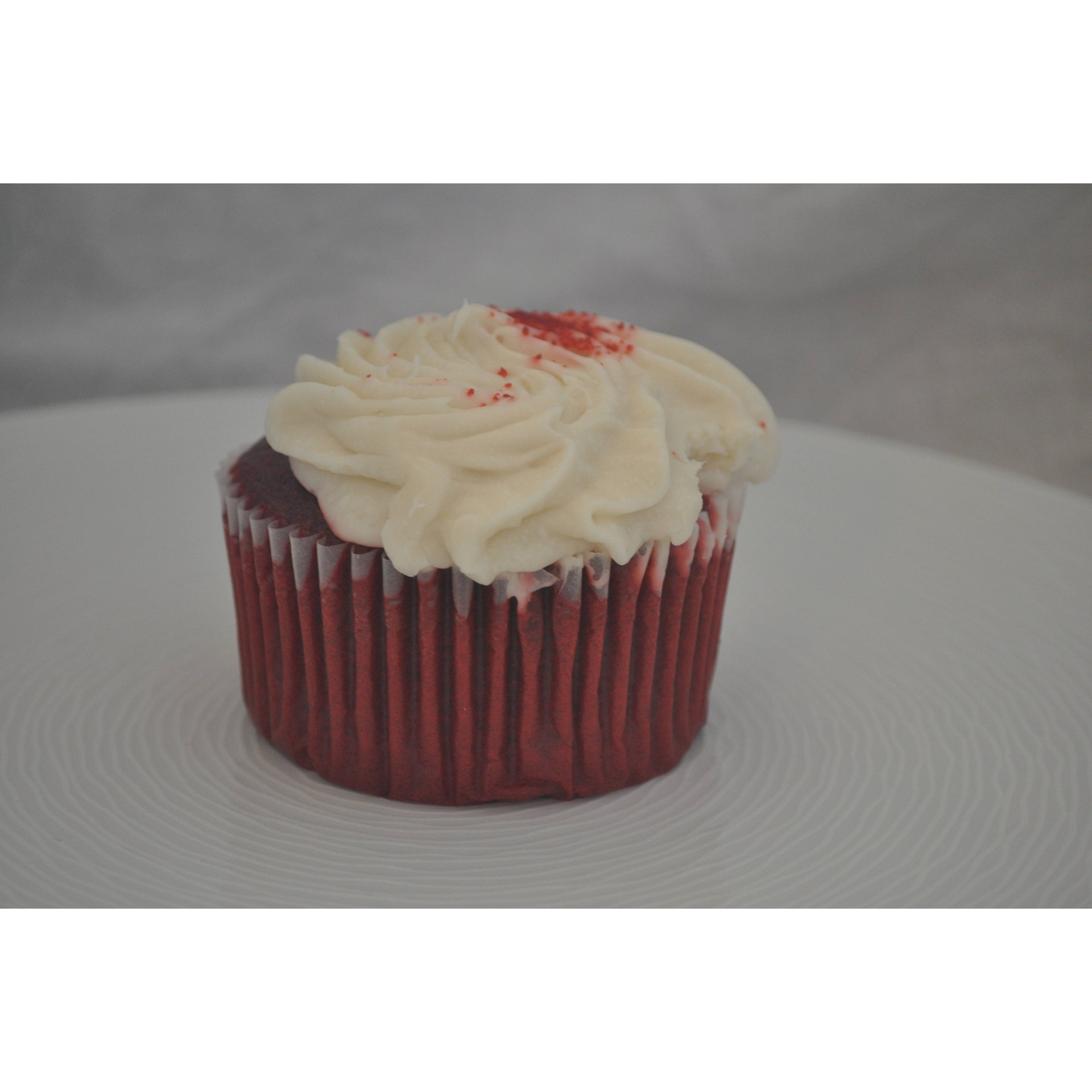 slide 8 of 11, Just Dessert Cupcake Red Velvet, 4.4 oz