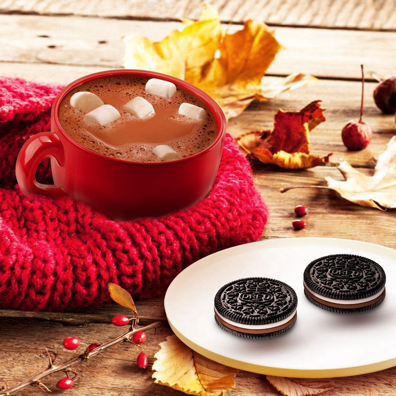 slide 5 of 11, OREO Hot Cocoa Creme Chocolate Sandwich Cookies, Limited Edition, Holiday Cookies, 12.2 oz, 12.2 oz