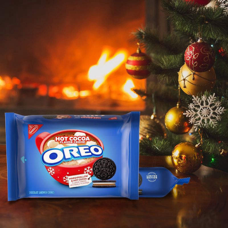 slide 7 of 11, OREO Hot Cocoa Creme Chocolate Sandwich Cookies, Limited Edition, Holiday Cookies, 12.2 oz, 12.2 oz