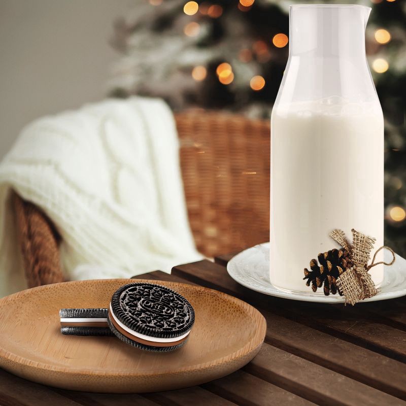 slide 10 of 11, OREO Hot Cocoa Creme Chocolate Sandwich Cookies, Limited Edition, Holiday Cookies, 12.2 oz, 12.2 oz