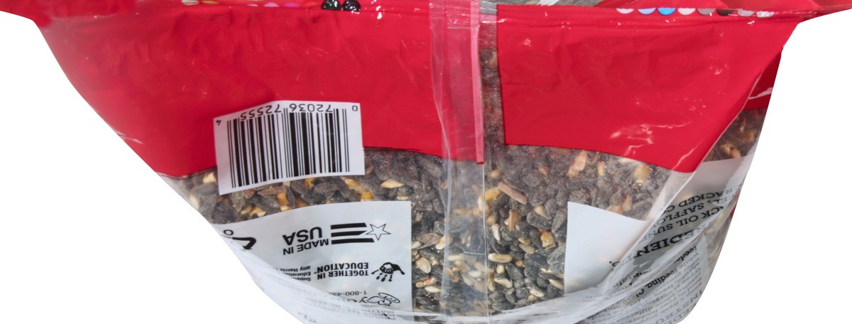 slide 4 of 7, Harris Teeter Red Bird Food, 7 lb