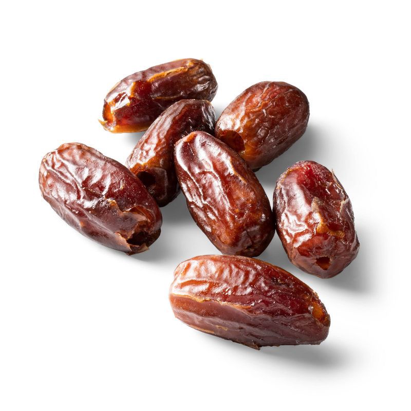 slide 2 of 3, Organic Deglet Noor Pitted Dates - 8oz - Good & Gather™, 8 oz