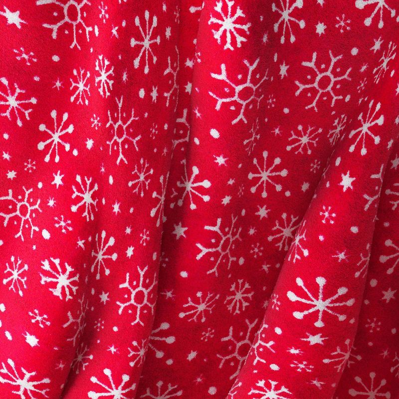 Snowflake Plush Christmas Throw Blanket Red White Wondershop 1