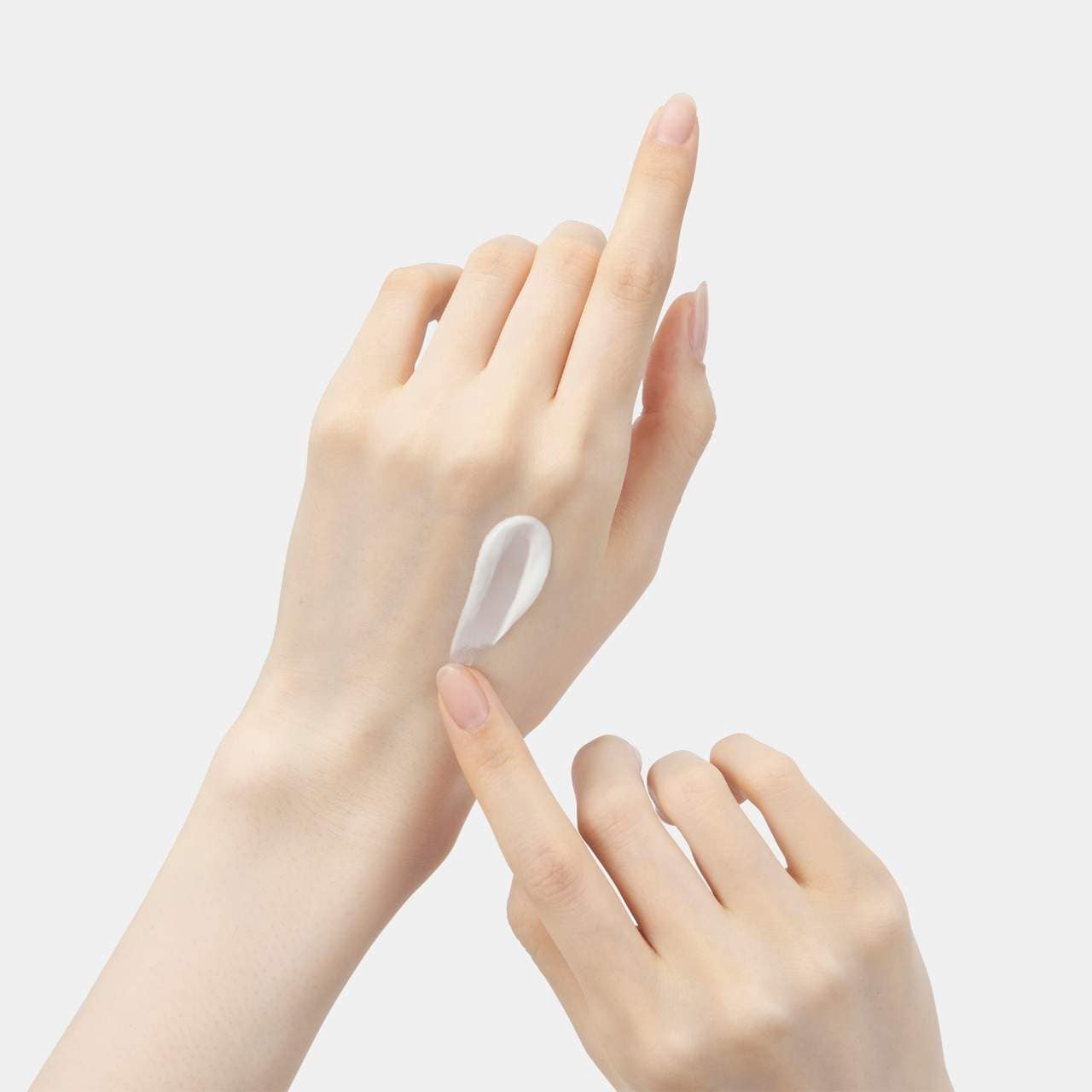 slide 3 of 6, Sulwhasoo UV Daily Cream Broad Spectrum SPF 40 Sunscreen 1.35 oz / 40 ml, 1.35 oz / 40 ml