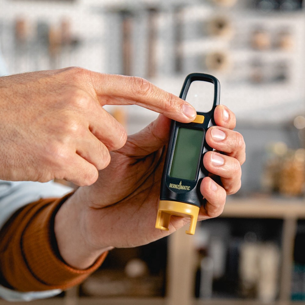 slide 2 of 6, Bernzomatic Digital Fuel Gauge, 1 ct