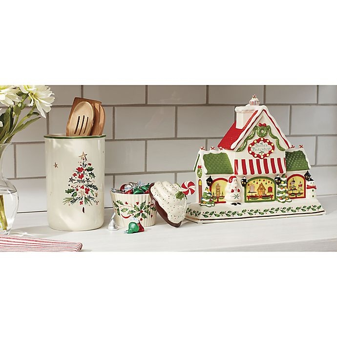 Lenox Holiday Covered Dish