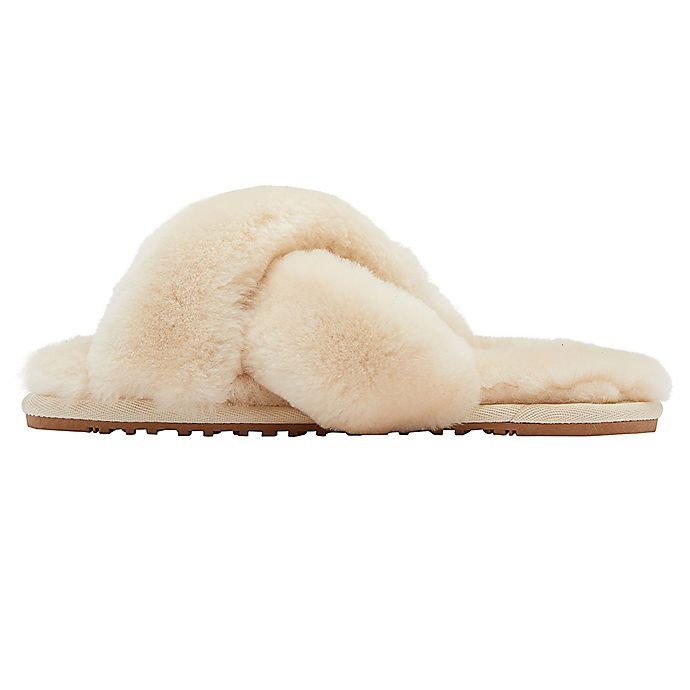 slide 2 of 6, Lamo Serenity Medium Women's Slipper - Cream, 1 ct