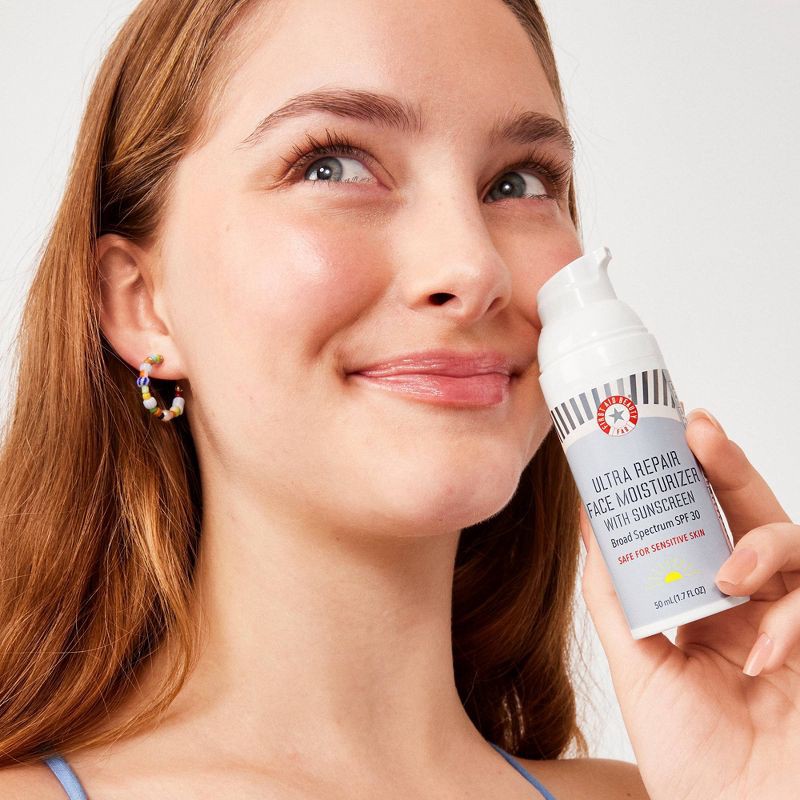 slide 3 of 4, FIRST AID BEAUTY Ultra Repair Face Moisturizer SPF 30 - 1.7 fl oz - Ulta Beauty, 30 ct; 1.7 fl oz