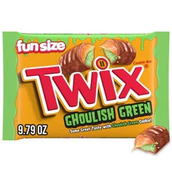 Twix Halloween Candy Ghoulish Green Caramel Cookie Chocolate Bars Fun Size - 9.79oz