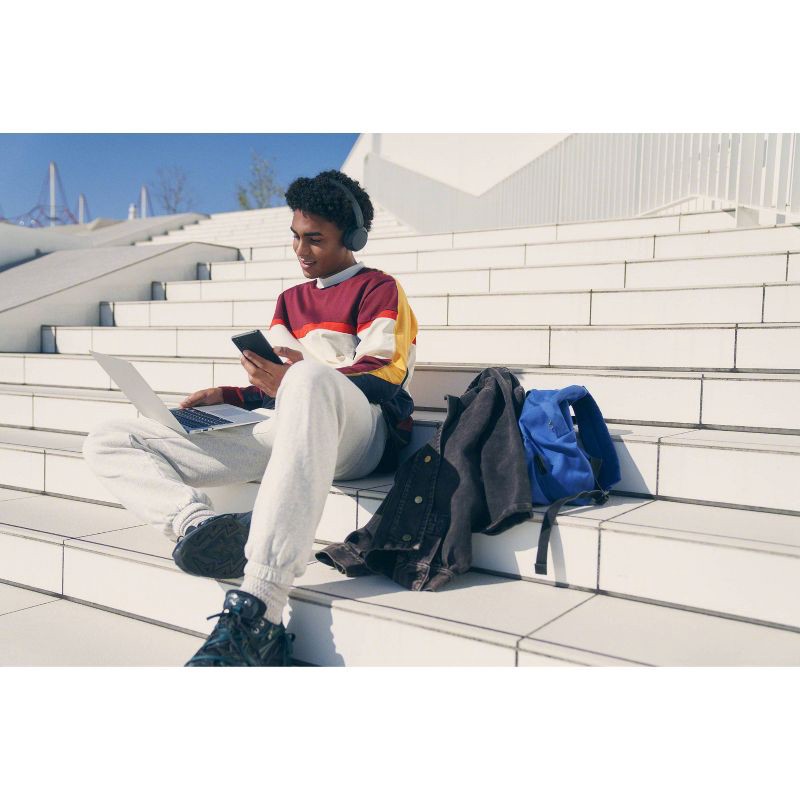 slide 6 of 9, Sony WHCH520/B Bluetooth Wireless Headphones with Microphone - Black, 1 ct