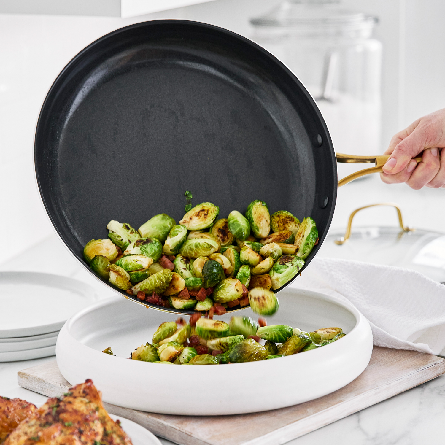 slide 5 of 7, GREEN PAN GreenPan Studio 12" Covered Frypan, Ceramic Nonstick - Black, 12 in