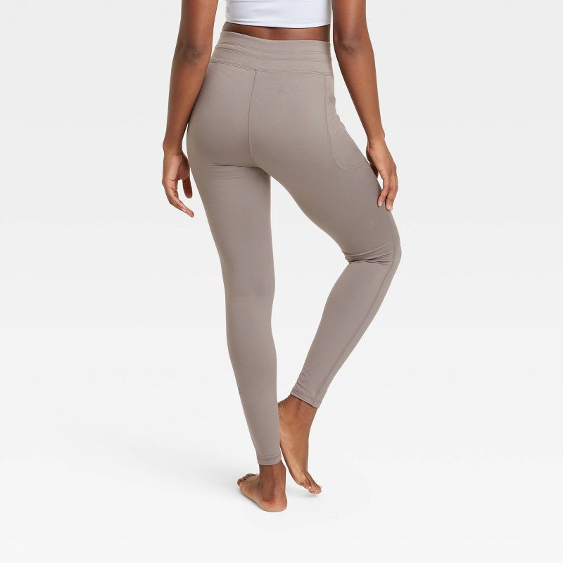 Women's Warm Simplicity Leggings - All in Motion Dark Brown M