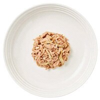 slide 3 of 29, Reveal Tuna Fillet with Sea Bream, 2.47 oz