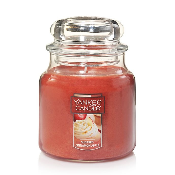 slide 1 of 1, Yankee Candle Housewarmer Sugared Cinnamon Apple Medium Classic Jar Candle, 1 ct