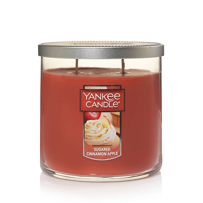 slide 1 of 1, Yankee Candle Housewarmer Sugared Cinnamon Apple Medium 2-Wick Tumbler Candle, 1 ct