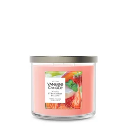 Yankee Candle 3 Wick Candle Jar, Scented Candle with up to 40 Hours of Burn Time, Premium Plant Wax Blend for Consistent Long Lasting Scent from First to Last Burn, White Strawberry Bellini
