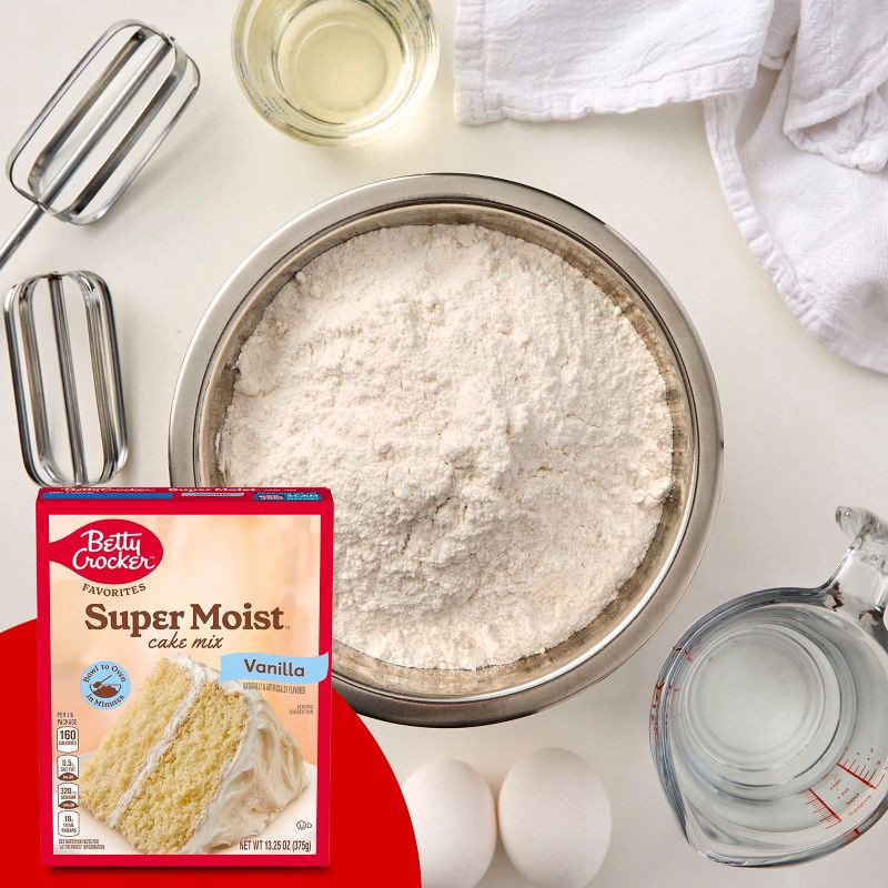 slide 3 of 7, Betty Crocker Vanilla Super Moist Cake Mix - 13.25oz, 13.25 oz