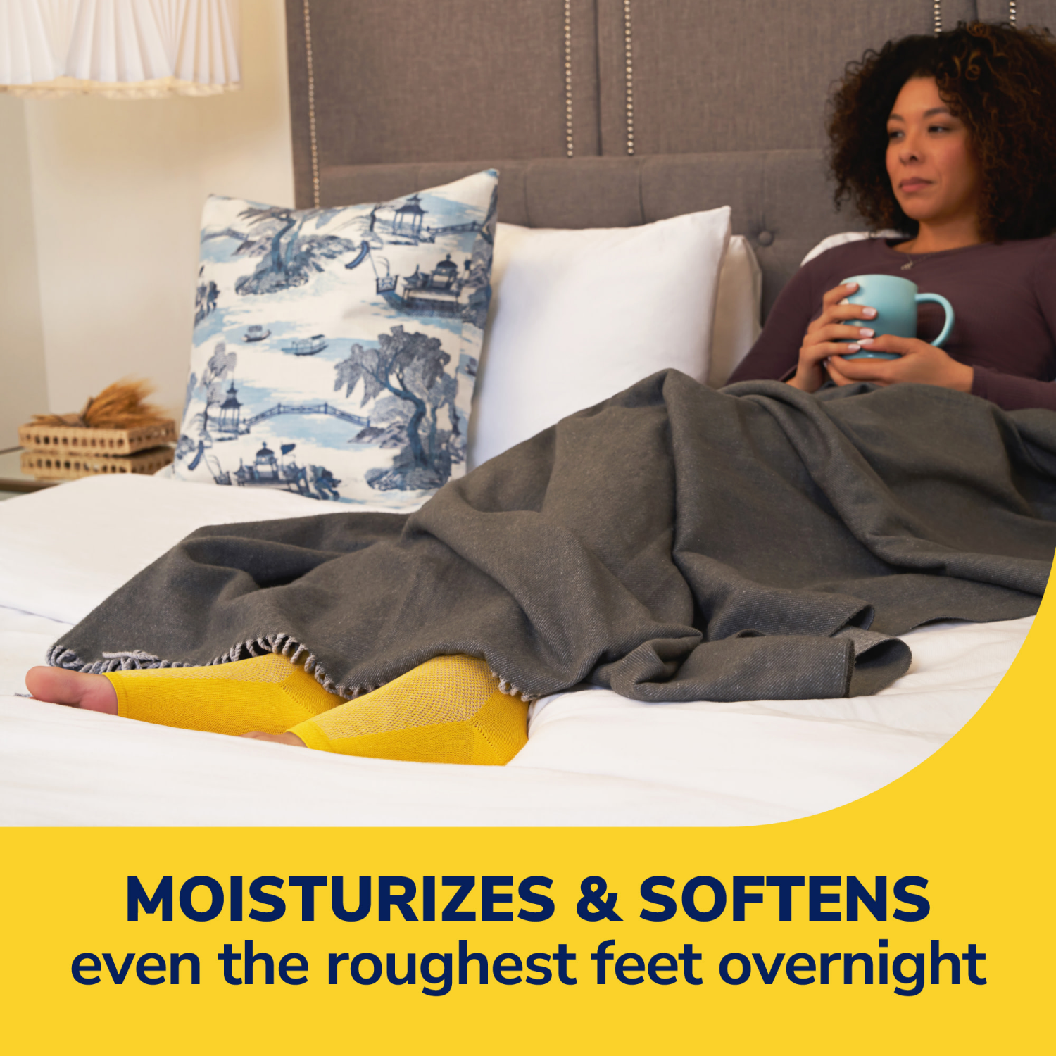 slide 7 of 8, DR SCHOLLS Dr. Scholl's Rough, Dry Foot Renewal Ultra Overnight Treatment Kit With Ultra Overnight Foot Cream 3 Oz And 1 Pair Toeless Foot Sleeves To Deeply Moisturize, 3 oz