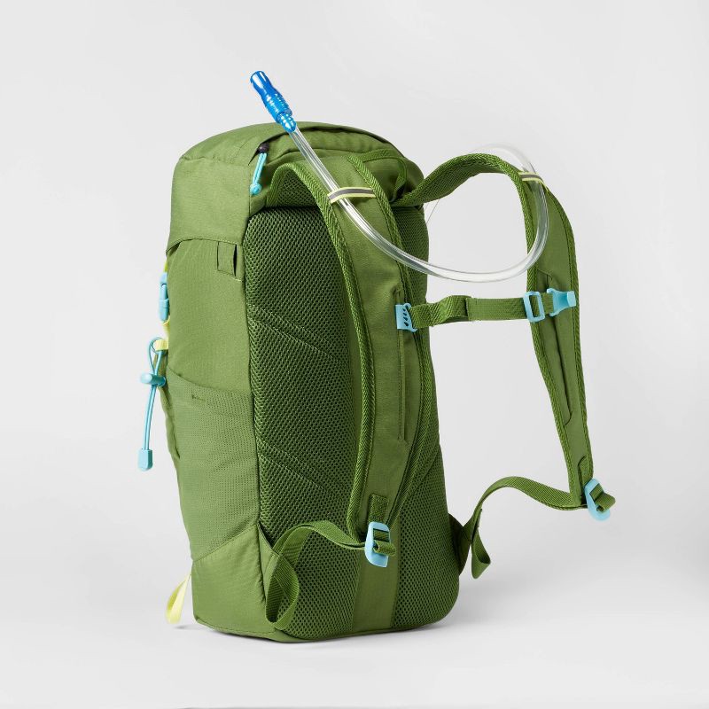 slide 3 of 4, 20L Hydration Pack Green - Embark™, 20 liter