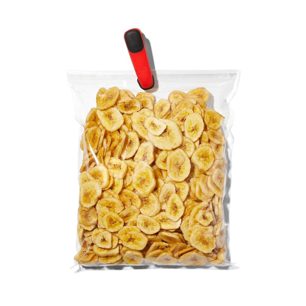 slide 6 of 9, OXO Clips 4 ea, 4 ct