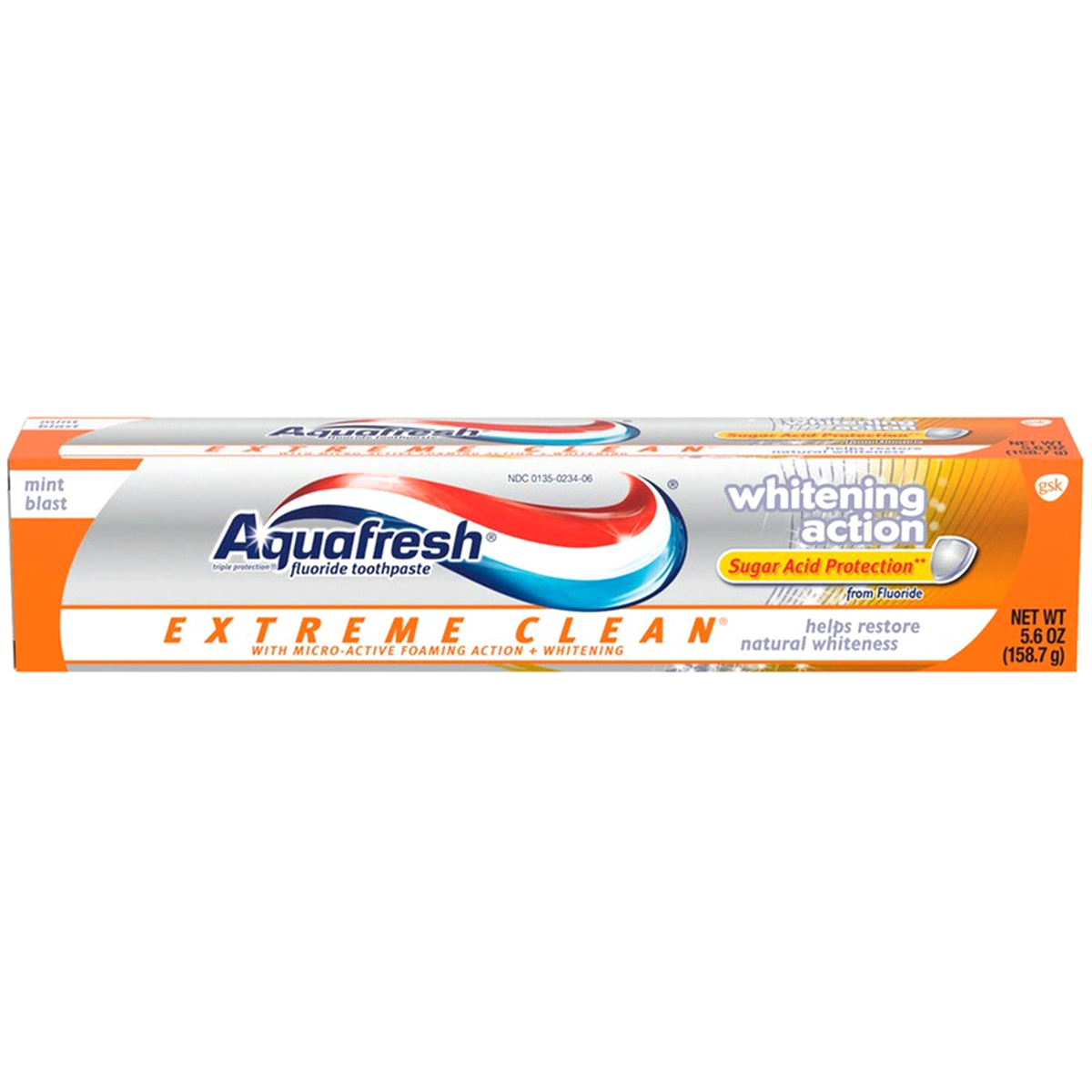 slide 1 of 3, Aquafresh Extreme Clean Whitening Action Fluoride Toothpaste - Mint Blast, 5.6 oz