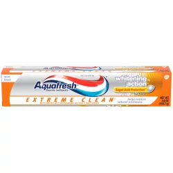 Aquafresh Extreme Clean Whitening Action Fluoride Toothpaste - Mint Blast