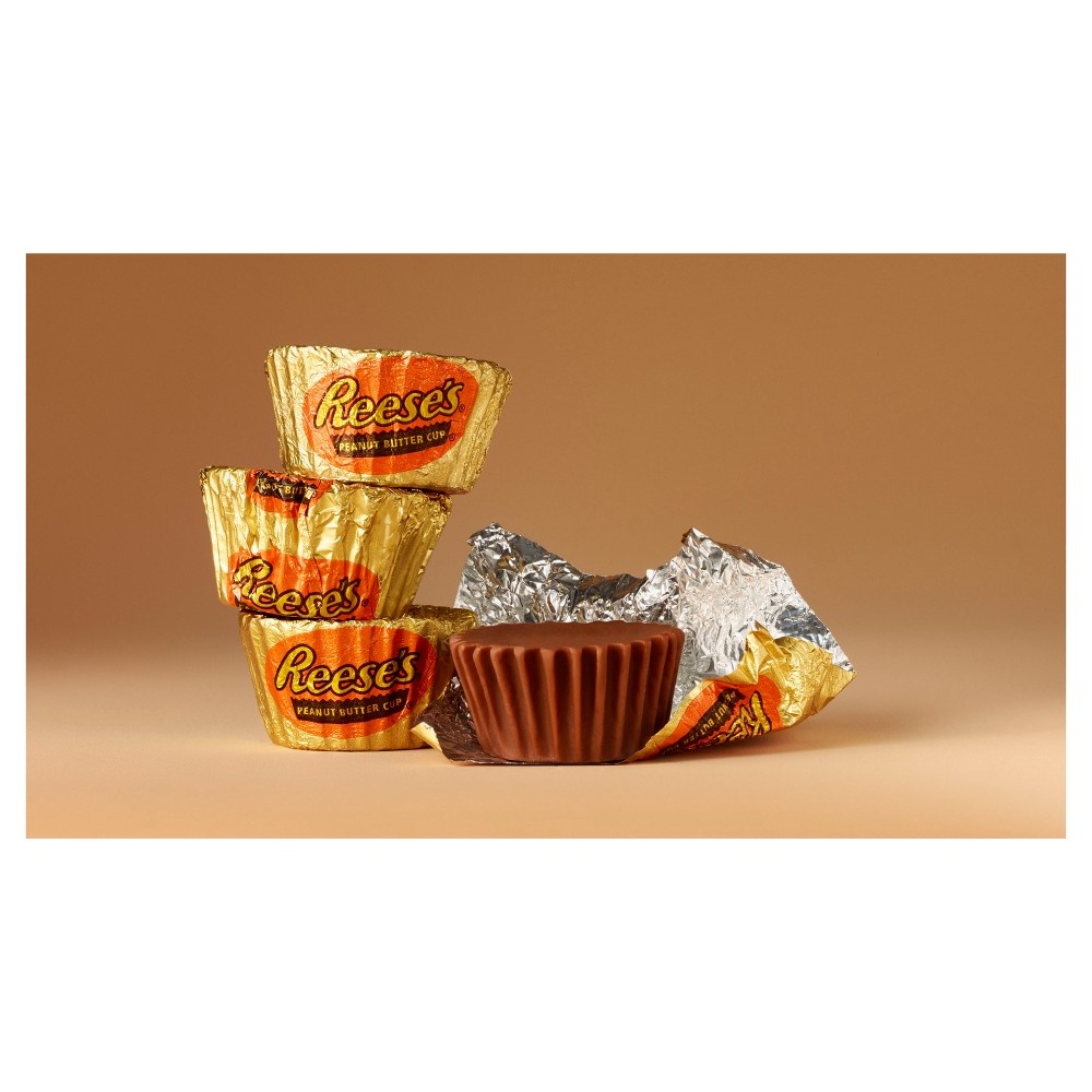 slide 2 of 7, Hershey's Favorites Chocolate Mix Assortment, 11 oz