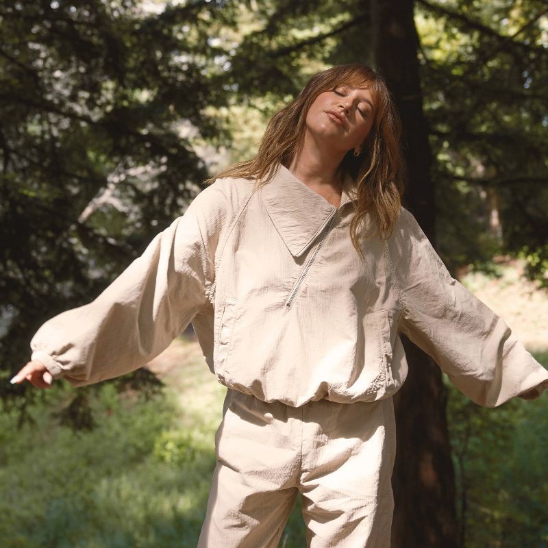 slide 6 of 8, Being Frenshe Palo Santo Sage Reset Candle - 7oz, 7 oz