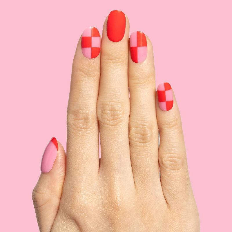slide 7 of 7, Olive & June Fake Nails - S Round - Pink Checker Party - 32ct, 32 ct