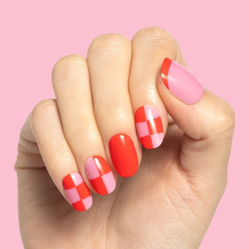 slide 4 of 7, Olive & June Fake Nails - S Round - Pink Checker Party - 32ct, 32 ct
