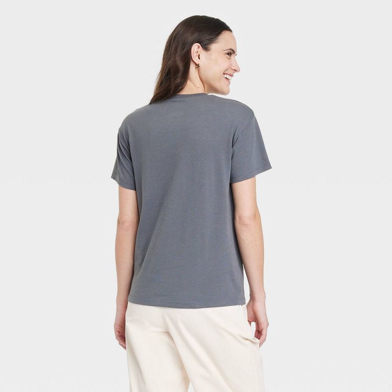 slide 2 of 3, Women's NYC Short Sleeve Graphic T-Shirt - Gray XL: Grayson Threads, Typography, Jersey, Pullover, 1 ct