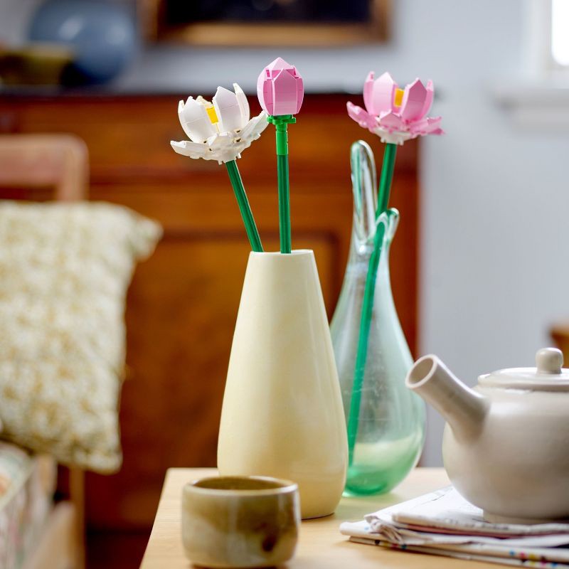 slide 5 of 5, LEGO Lotus Flowers Building Toy Set 40647, 1 ct