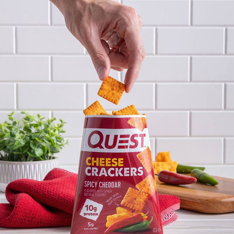 slide 6 of 9, Quest Nutrition Crackers - Spicy Cheddar - 4pk/4.23oz, 4 ct, 4.23 oz