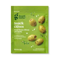 Pitted Green Olives with Garlic Snack Pouch - 1.05oz - Good & Gather™