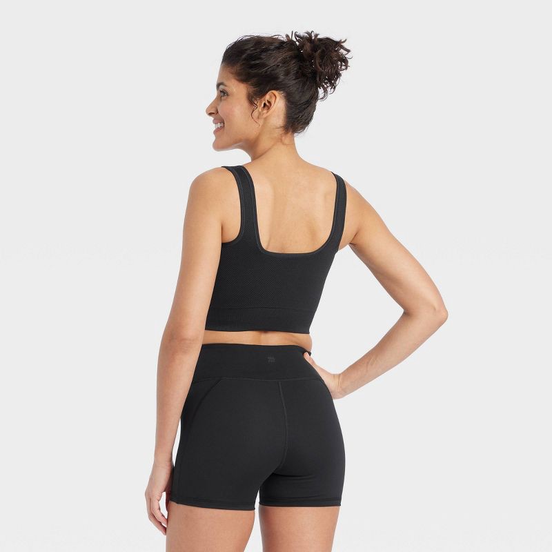 Women's Seamless Square Neck Crop Tank Top - All In Motion™ Black M 1 ct